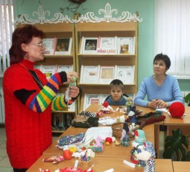 Роль куклы в семейном воспитании