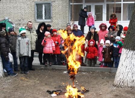 Семейный праздник «Проводы Масленицы»