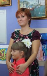 открытие выставки творческих работ Головановых Алисы и Марины