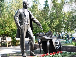 памятник А.М. Байкову